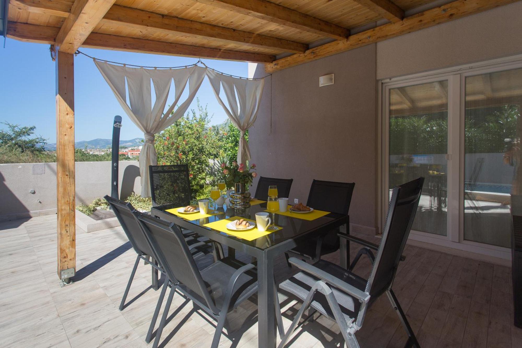 Life - New And Luxury Holiday House Каштела Екстер'єр фото