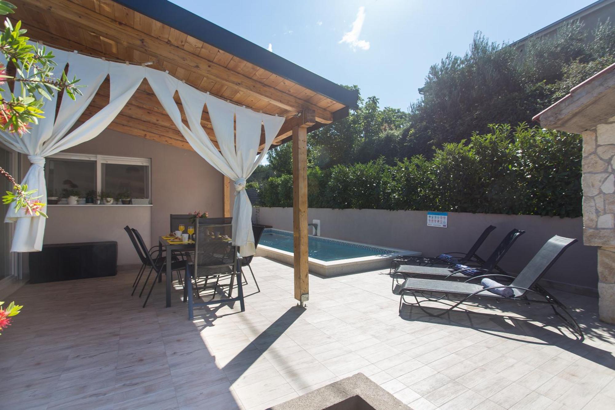 Life - New And Luxury Holiday House Каштела Екстер'єр фото