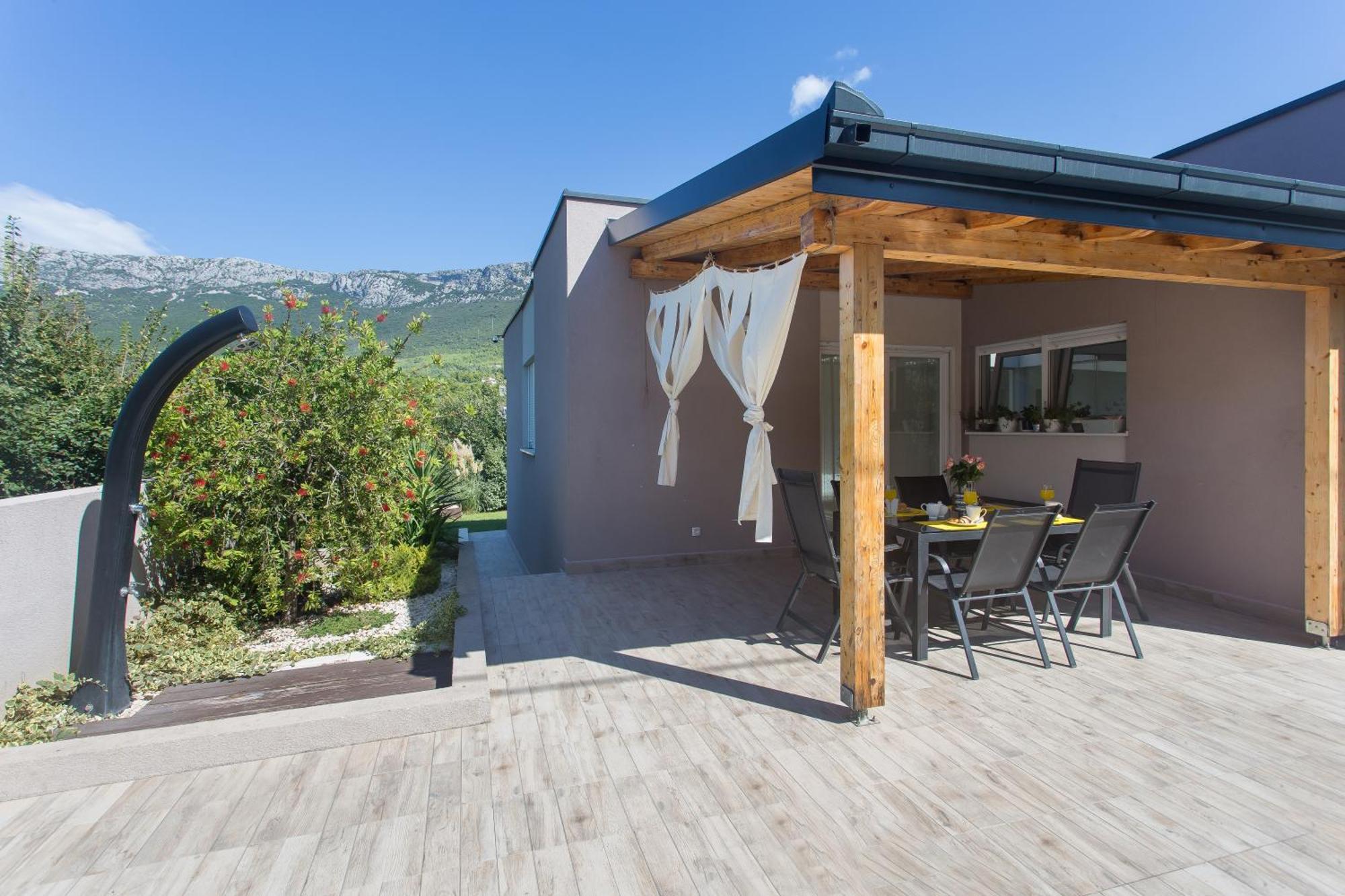 Life - New And Luxury Holiday House Каштела Екстер'єр фото