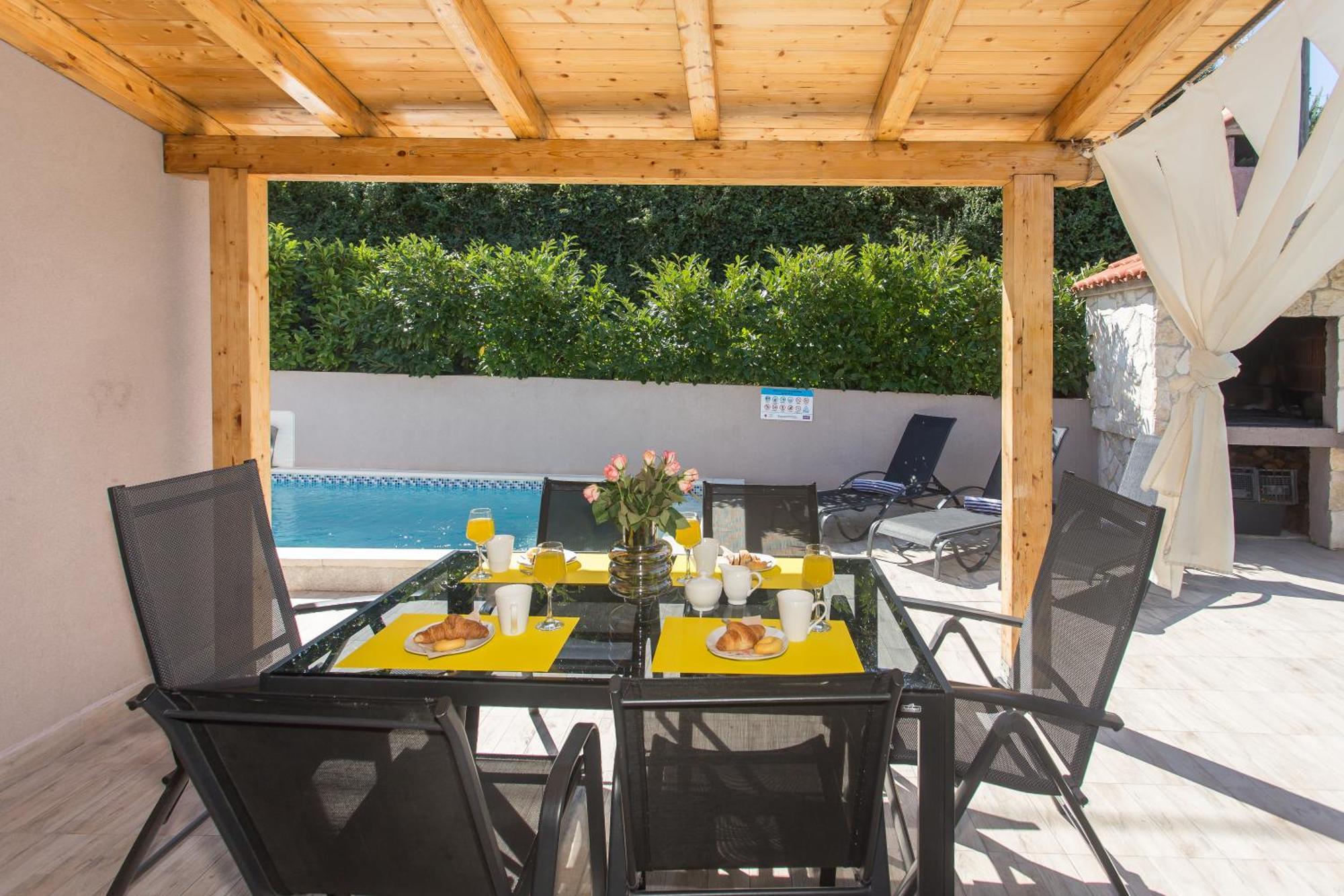 Life - New And Luxury Holiday House Каштела Екстер'єр фото