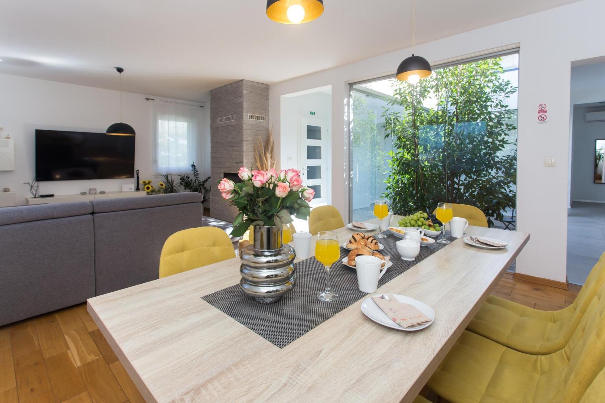 Life - New And Luxury Holiday House Каштела Екстер'єр фото