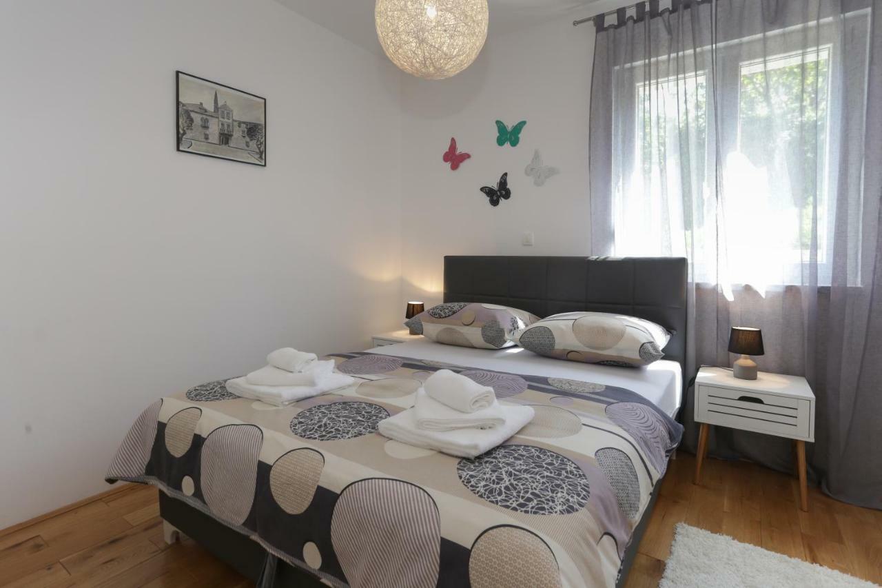 Life - New And Luxury Holiday House Каштела Екстер'єр фото